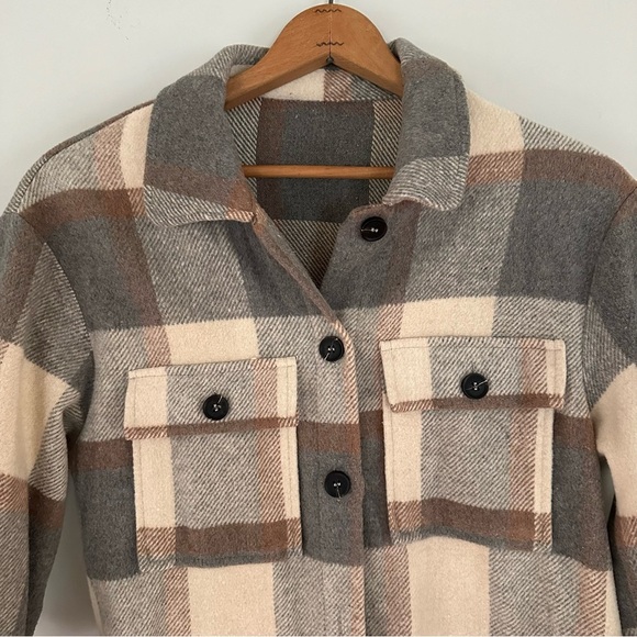 Grey Tan Plaid Checkered Shacket - Picture 4 of 14